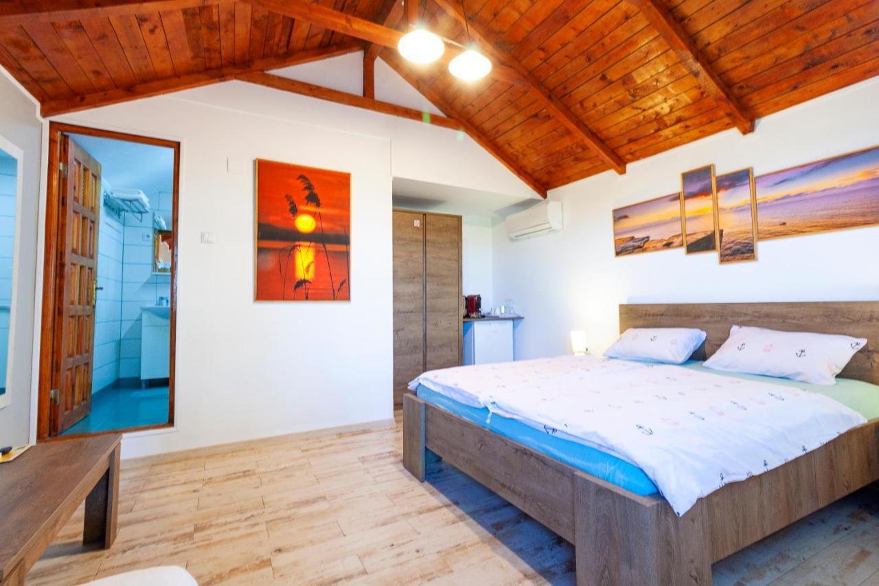 Casa Ana Hotel Вама Веке Екстериор снимка