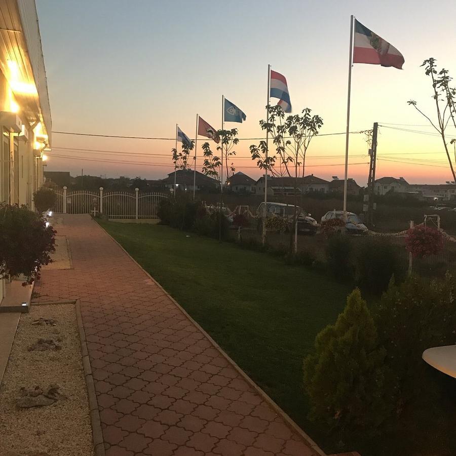 Casa Ana Hotel Вама Веке Екстериор снимка