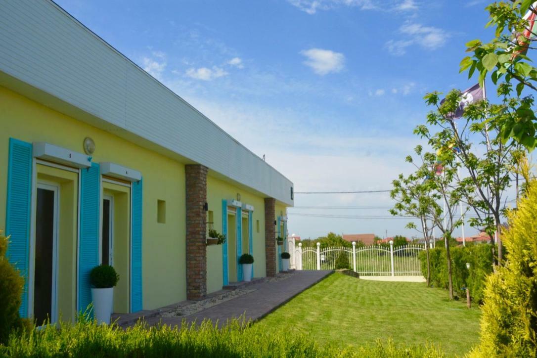 Casa Ana Hotel Вама Веке Екстериор снимка