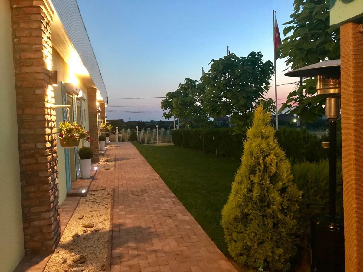 Casa Ana Hotel Вама Веке Екстериор снимка