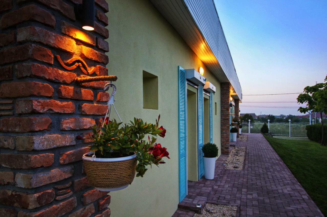 Casa Ana Hotel Вама Веке Екстериор снимка