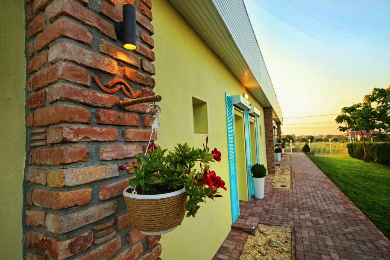 Casa Ana Hotel Вама Веке Екстериор снимка